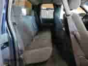 2008 GMC Sierra 1500 SLE2 z VIN 1GTEK19J78E110737, wystawiony jako Copart lot #90491405 z przebiegiem 144 571 mil mil oraz Czysty tytuł • Clean title. Historia ofert i sprzedaży dostępna na DreamBid. Obrazek 10.