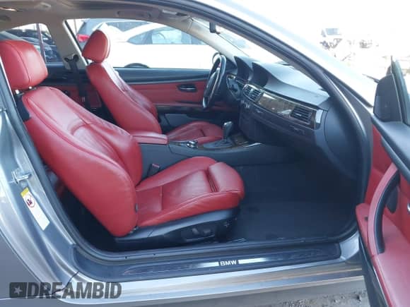 2007 BMW 3 Series 328i with VIN WBAWB33567PV72573, listed as a IAAI auction lot 41302455 with 136,959 mi miles and . Bid and sale history available at DreamBid. Image 5.