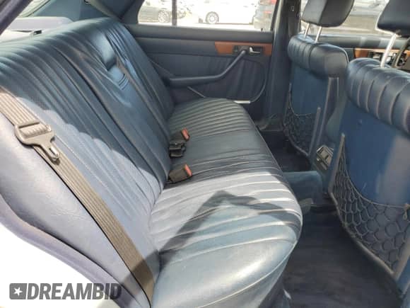 1984 Mercedes-Benz 300 SD with VIN WDBCB20A6EA090766, listed as a Copart auction lot 67962035 with 121,670 mi miles and Clean title. Bid and sale history available at DreamBid. Image 10.