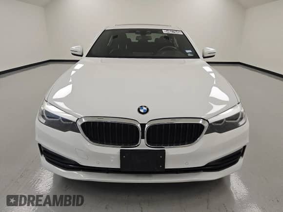 2019 BMW 5 Series 530i with VIN WBAJA5C57KWW14580, listed as a Copart auction lot 54627645 with 94,376 mi miles and Clean title. Bid and sale history available at DreamBid. Image 5.