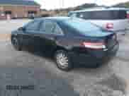 2010 Toyota Camry XLE z VIN 4T1BF3EK9AU509965, wystawiony jako IAAI lot #43388607 z przebiegiem 220 132 mil mil oraz . Historia ofert i sprzedaży dostępna na DreamBid. Obrazek 3.