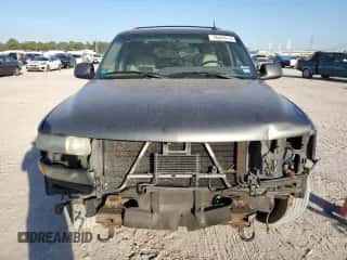 2002 Chevrolet Suburban LT с VIN 3GNEC16Z62G327193, выставлен на аукционе Copart как лот 78005674 с пробегом 241 106 миль миль и Списание • Salvage title. История ставок и продаж доступна на DreamBid. Изображение 5.