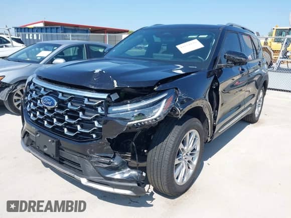 2025 Ford Explorer с VIN 1FMUK7HH1SGC03676, выставлен на аукционе IAAI как лот 43154135 с пробегом 2 668 миль миль и . История ставок и продаж доступна на DreamBid. Изображение 18.