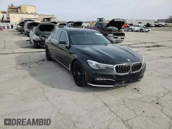2017 BMW 7 Series 740i xDrive with VIN WBA7E4C56HGU99739, listed as a Copart auction lot 45713695 with 118,349 mi miles and Salvage title. Bid and sale history available at DreamBid. Image 10.
