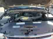 2001 Chevrolet Suburban LT с VIN 1GNFK16T01J277892, выставлен на аукционе Copart как лот 86862685 с пробегом 212 541 миль миль и Чистый • Clean title. История ставок и продаж доступна на DreamBid. Изображение 11.