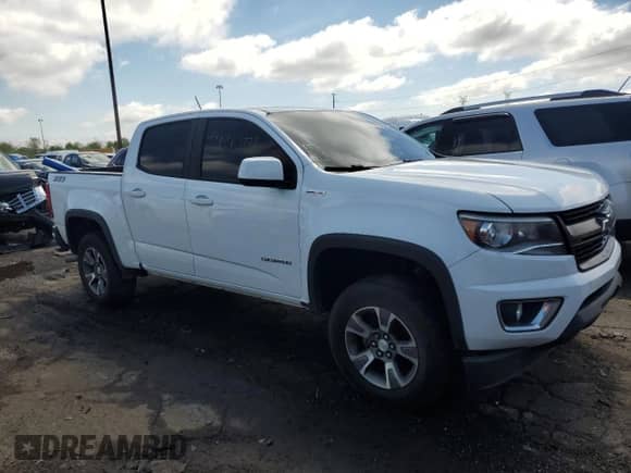 2017 Chevrolet Colorado 4WD Z71 with VIN 1GCPTDE1XH1216782, listed as a Copart auction lot 56040015 with 192,798 mi miles and Clean title. Bid and sale history available at DreamBid. Image 4.
