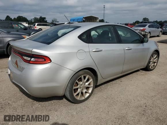 2013 Dodge Dart SXT with VIN 1C3CDFBAXDD206097, listed as a Copart auction lot 71496955 with 189,750 mi miles and Salvage title. Bid and sale history available at DreamBid. Image 3.