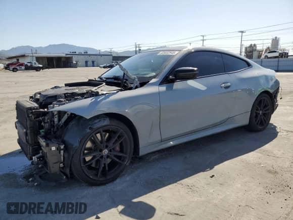 2022 BMW 4 Series M440i xDrive с VIN WBA13AR03NCL03393, выставлен на аукционе Copart как лот 52032545 с пробегом 46 925 миль миль и Списание • Salvage title. История ставок и продаж доступна на DreamBid. Изображение 1.