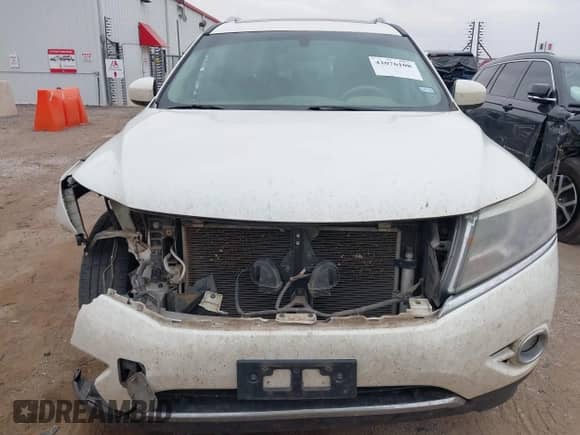 2014 Nissan Pathfinder Platinum with VIN 5N1AR2MN3EC727078, listed as a IAAI auction lot 42076108 with 181,936 mi miles and . Bid and sale history available at DreamBid. Image 13.