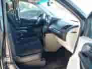 2015 Dodge Grand Caravan SE с VIN 2C4RDGBGXFR570553, выставлен на аукционе IAAI как лот 43043345 с пробегом 137 782 миль миль и . История ставок и продаж доступна на DreamBid. Изображение 5.