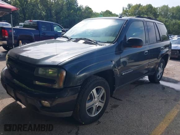 2004 Chevrolet TrailBlazer LT с VIN 1GNDT13S842408355, выставлен на аукционе IAAI как лот 43023578 с пробегом 155 553 миль миль и . История ставок и продаж доступна на DreamBid. Изображение 2.