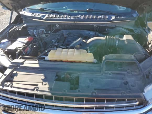 2018 Ford F-150 XL с VIN 1FTFX1E51JFB83200, выставлен на аукционе Copart как лот 86768915 с пробегом 99 682 миль миль и Списание • Salvage title. История ставок и продаж доступна на DreamBid. Изображение 11.