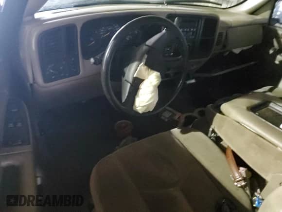 2005 GMC Sierra 1500 SLT with VIN 1GTEC19T45Z134514, listed as a Copart auction lot 41648155 with Not provided miles and Salvage title. Bid and sale history available at DreamBid. Image 8.