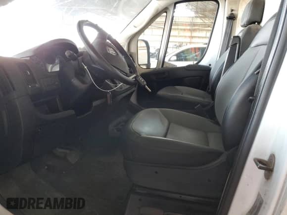2018 Ram ProMaster Cargo с VIN 3C6TRVCG3JE103518, выставлен на аукционе Copart как лот 69404875 с пробегом 50 317 миль миль и Списание • Salvage title. История ставок и продаж доступна на DreamBid. Изображение 7.