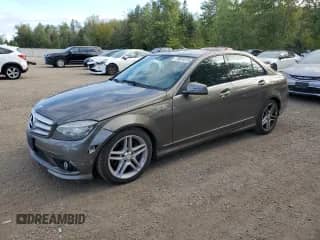 2010 Mercedes-Benz C 300 Sport с VIN WDDGF8BB0AF488283, выставлен на аукционе Copart как лот 70834325 с пробегом 184 104 миль миль и Чистый • Clean title. История ставок и продаж доступна на DreamBid. Изображение 1.