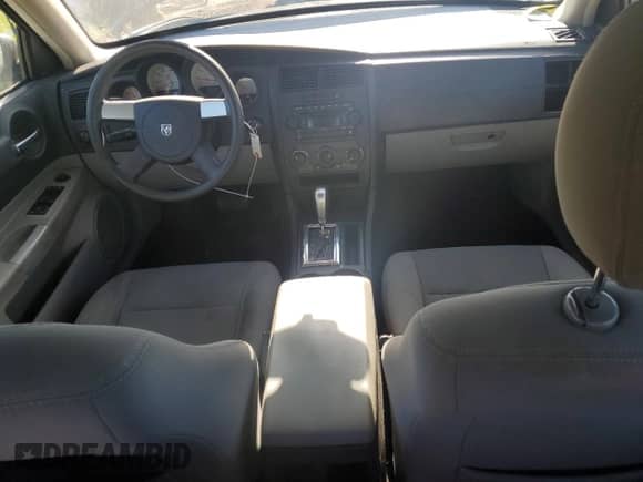 2007 Dodge Charger с VIN 2B3KA43GX7H801404, выставлен на аукционе Copart как лот 76350274 с пробегом 138 877 миль миль и Списание • Salvage title. История ставок и продаж доступна на DreamBid. Изображение 8.