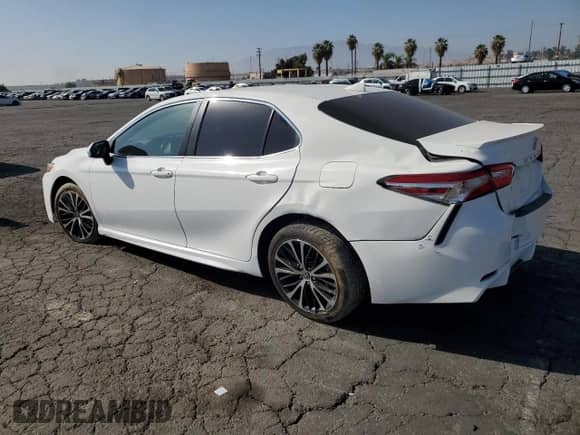 2020 Toyota Camry SE with VIN 4T1G11AK1LU503790, listed as a Copart auction lot 85868315 with 67,678 mi miles and Salvage title. Bid and sale history available at DreamBid. Image 2.