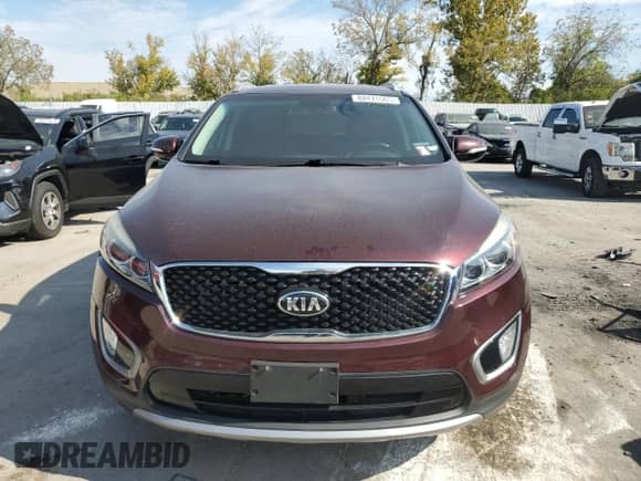 2017 Kia Sorento EX with VIN 5XYPH4A12HG206657, listed as a Copart auction lot 82471565 with 109,986 mi miles and Clean title. Bid and sale history available at DreamBid. Image 5.