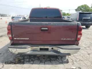 2003 Chevrolet Silverado 1500 LS z VIN 1GCEK19T73E247493, wystawiony jako Copart lot #57914945 z przebiegiem Nie podano mil oraz Czysty tytuł • Clean title. Historia ofert i sprzedaży dostępna na DreamBid. Obrazek 6.