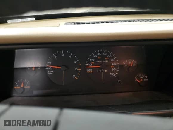 1995 Jeep Grand Cherokee Limited с VIN 1J4GZ78S9SC547492, выставлен на аукционе Copart как лот 83001084 с пробегом 109 863 миль миль и Чистый • Clean title. История ставок и продаж доступна на DreamBid. Изображение 9.