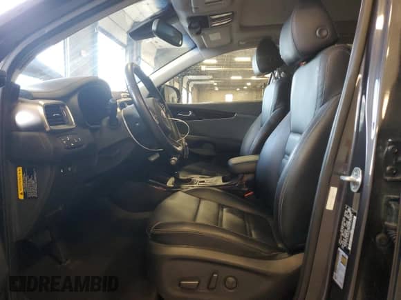 2018 Kia Sorento EX with VIN 5XYPHDA53JG355510, listed as a Copart auction lot 68729485 with 86,514 mi miles and Salvage title. Bid and sale history available at DreamBid. Image 7.