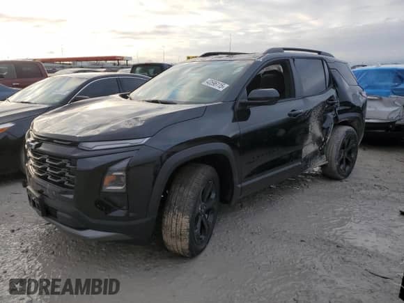 2025 Chevrolet Equinox FWD LT z VIN 3GNAXHEG2SL246808, wystawiony jako Copart lot #43596115 z przebiegiem 27 mil mil oraz Szkoda całkowita • Salvage title. Historia ofert i sprzedaży dostępna na DreamBid. Obrazek 1.