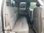 2002 Toyota Tundra SR5 z VIN 5TBBT44162S322399, wystawiony jako Copart lot #84236555 z przebiegiem 231 241 mil mil oraz Szkoda całkowita • Salvage title. Historia ofert i sprzedaży dostępna na DreamBid. Obrazek 10.