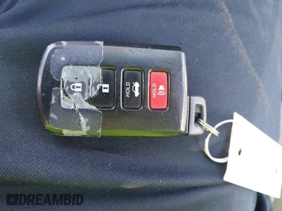 2014 Toyota Camry LE z VIN 4T1BD1FK9EU126185, wystawiony jako IAAI lot #43091293 z przebiegiem 294 754 mil mil oraz . Historia ofert i sprzedaży dostępna na DreamBid. Obrazek 11.