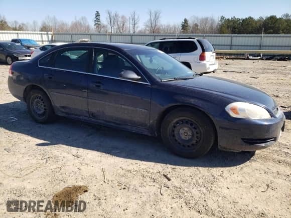 2012 Chevrolet Impala Police Police z VIN 2G1WD5E34C1200492, wystawiony jako Copart lot #47435885 z przebiegiem 201 910 mil mil oraz Szkoda całkowita • Salvage title. Historia ofert i sprzedaży dostępna na DreamBid. Obrazek 4.