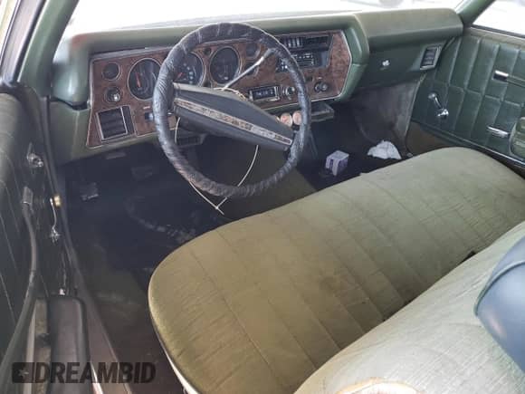1972 Chevrolet Monte Carlo с VIN 1H57H2K625454, выставлен на аукционе Copart как лот 76759594 с пробегом 18 980 миль миль и Списание • Salvage title. История ставок и продаж доступна на DreamBid. Изображение 8.