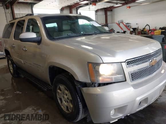 2007 Chevrolet Suburban LT с VIN 3GNFK16337G143209, выставлен на аукционе IAAI как лот 42791126 с пробегом 275 673 миль миль и . История ставок и продаж доступна на DreamBid. Изображение 1.