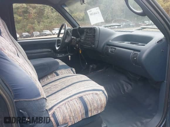1995 Chevrolet Silverado 2500 с VIN 2GCFK29K4S1278878, выставлен на аукционе IAAI как лот 43446389 с пробегом 112 343 миль миль и . История ставок и продаж доступна на DreamBid. Изображение 5.