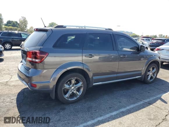 2016 Dodge Journey Crossroad Plus z VIN 3C4PDCGG3GT107676, wystawiony jako Copart lot #84402375 z przebiegiem 105 217 mil mil oraz Czysty tytuł • Clean title. Historia ofert i sprzedaży dostępna na DreamBid. Obrazek 3.