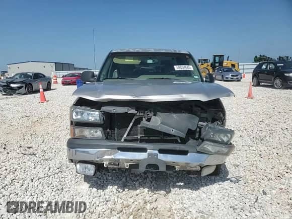 2003 Chevrolet Silverado 1500 LS с VIN 2GCEC19T731136800, выставлен на аукционе Copart как лот 59854685 с пробегом 247 856 миль миль и Списание • Salvage title. История ставок и продаж доступна на DreamBid. Изображение 13.
