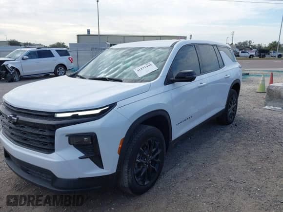 2024 Chevrolet Traverse FWD LS z VIN 1GNEREKSXRJ175524, wystawiony jako IAAI lot #41273400 z przebiegiem 6 365 mil mil oraz . Historia ofert i sprzedaży dostępna na DreamBid. Obrazek 2.