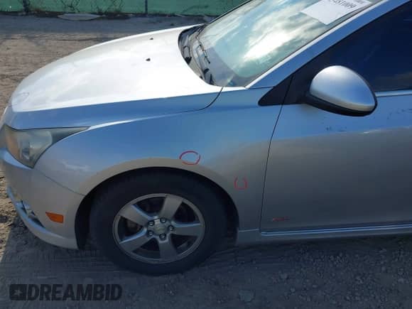 2014 Chevrolet Cruze 1LT с VIN 1G1PC5SB7E7463830, выставлен на аукционе IAAI как лот 43481009 с пробегом 102 495 миль миль и . История ставок и продаж доступна на DreamBid. Изображение 15.