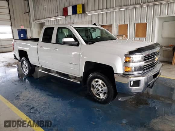 2016 Chevrolet Silverado 2500HD LT with VIN 1GC2KVEGXGZ282529, listed as a Copart auction lot 61797965 with 210,785 mi miles and Clean title. Bid and sale history available at DreamBid. Image 4.