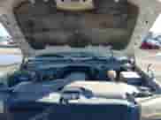 2005 Chevrolet Silverado 1500 Z71 z VIN 2GCEK13T551287925, wystawiony jako IAAI lot #43392727 z przebiegiem 275 768 mil mil oraz . Historia ofert i sprzedaży dostępna na DreamBid. Obrazek 10.