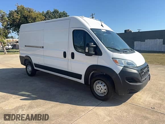 2023 Ram ProMaster Cargo with VIN 3C6LRVDGXPE535305, listed as a Copart auction lot 86471745 with 57,150 mi miles and Clean title. Bid and sale history available at DreamBid. Image 1.
