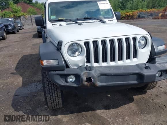 2019 Jeep Wrangler Sport S with VIN 1C4GJXAG0KW583315, listed as a IAAI auction lot 39990649 with 32,768 mi miles and . Bid and sale history available at DreamBid. Image 6.