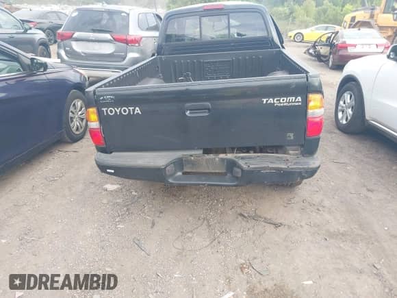 2004 Toyota Tacoma PreRunner z VIN 5TESM92N64Z318446, wystawiony jako IAAI lot #42189469 z przebiegiem 206 186 mil mil oraz . Historia ofert i sprzedaży dostępna na DreamBid. Obrazek 17.