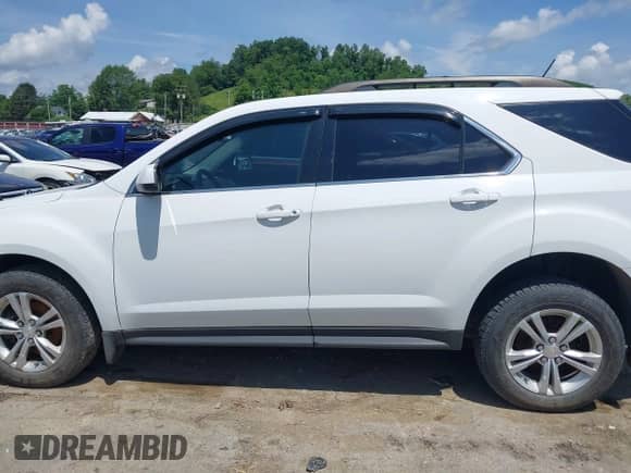 2015 Chevrolet Equinox LT z VIN 2GNFLFE36F6195374, wystawiony jako IAAI lot #42610707 z przebiegiem 169 836 mil mil oraz . Historia ofert i sprzedaży dostępna na DreamBid. Obrazek 15.