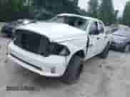 2015 Ram 1500 Express z VIN 1C6RR7KT7FS690136, wystawiony jako IAAI lot #42618497 z przebiegiem 194 347 mil mil oraz . Historia ofert i sprzedaży dostępna na DreamBid. Obrazek 2.