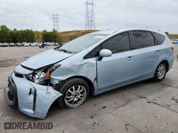 2015 Toyota Prius Two z VIN JTDZN3EU8FJ031263, wystawiony jako Copart lot #81733905 z przebiegiem 129 525 mil mil oraz Szkoda całkowita • Salvage title. Historia ofert i sprzedaży dostępna na DreamBid. Obrazek 1.