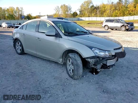 2014 Chevrolet Cruze 1LT with VIN 1G1PC5SB1E7263896, listed as a Copart auction lot 84775505 with 75,708 mi miles and Salvage title. Bid and sale history available at DreamBid. Image 13.