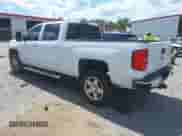 2015 Chevrolet Silverado 2500HD LTZ z VIN 1GC1CWEG9FF126514, wystawiony jako IAAI lot #41897687 z przebiegiem 207 231 mil mil oraz . Historia ofert i sprzedaży dostępna na DreamBid. Obrazek 3.