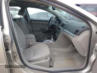 2008 Saturn Aura XE z VIN 1G8ZS57N78F129257, wystawiony jako IAAI lot #43401995 z przebiegiem 160 224 mil mil oraz . Historia ofert i sprzedaży dostępna na DreamBid. Obrazek 5.