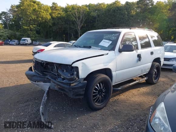 2001 Chevrolet Tahoe LT с VIN 1GNEC13T11R215822, выставлен на аукционе IAAI как лот 40341017 с пробегом 190 315 миль миль и . История ставок и продаж доступна на DreamBid. Изображение 2.