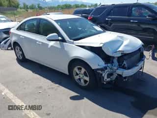 2015 Chevrolet Cruze LT с VIN 1G1PC5SB9F7271861, выставлен на аукционе IAAI как лот 42215031 с пробегом 121 470 миль миль и . История ставок и продаж доступна на DreamBid. Изображение 1.