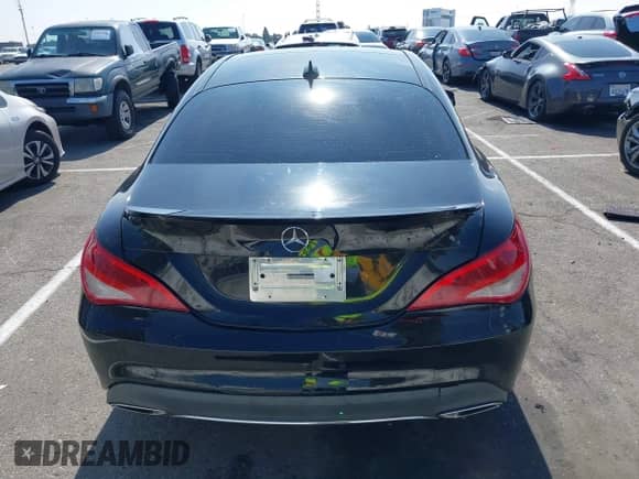 2017 Mercedes-Benz CLA 250 z VIN WDDSJ4EB5HN428030, wystawiony jako IAAI lot #42608535 z przebiegiem 93 791 mil mil oraz . Historia ofert i sprzedaży dostępna na DreamBid. Obrazek 16.